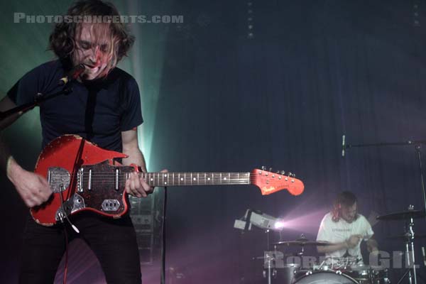 A PLACE TO BURY STRANGERS - 2015-04-13 - PARIS - Divan du Monde - 